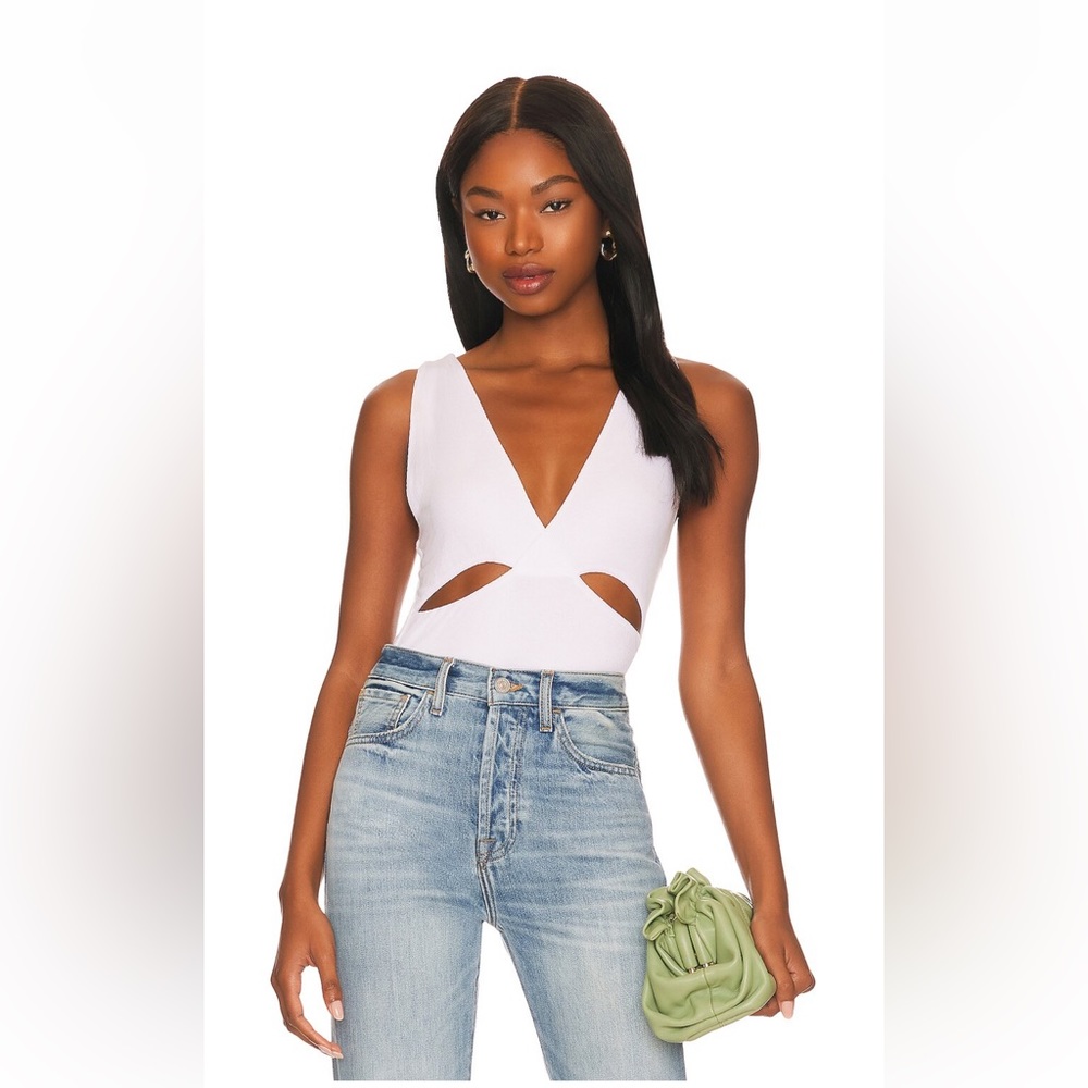 NWT Michael Lauren Downing Deep Tank in white stretchy v neck casual sleeveless